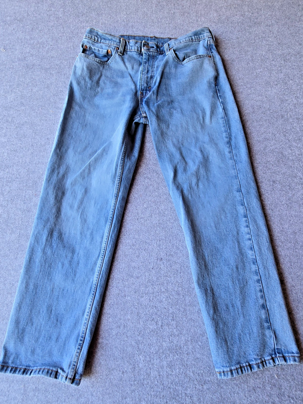 Levi's 550 Jeans Men's Classic Relaxed Fit Straight Cut Medium Wash 34x28.5